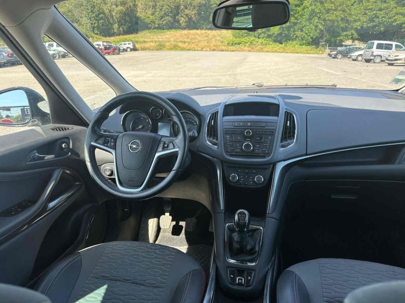 OPEL ZAFIRA TOURER C 2013