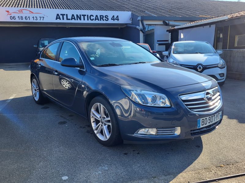 OPEL INSIGNIA 2010