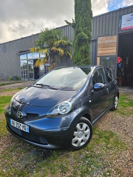 TOYOTA AYGO 2009