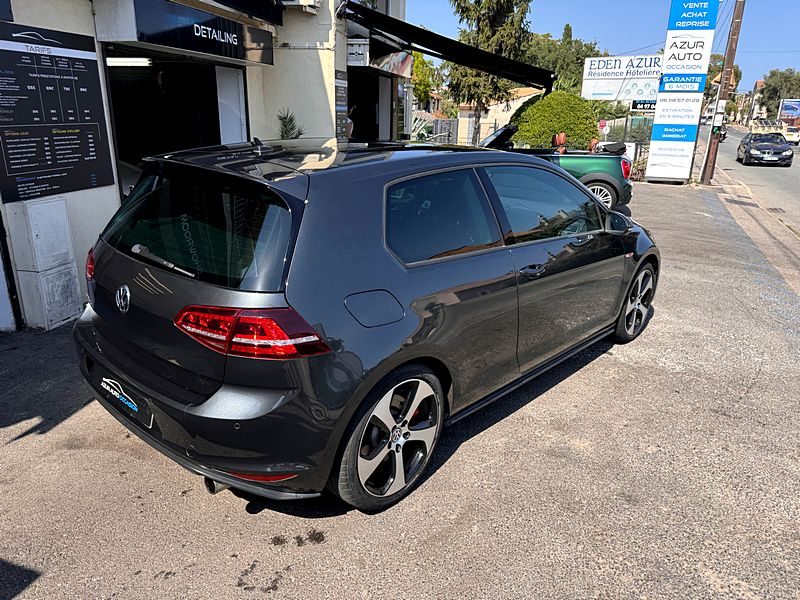 VOLKSWAGEN GOLF VIII GTI 