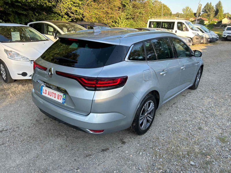 RENAULT MEGANE IV Grandtour 2022