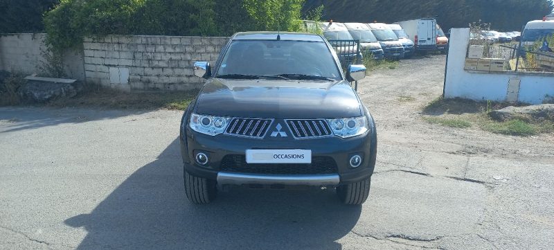 MITSUBISHI 1ER MAIN L200 / TRITON 4X4 2012