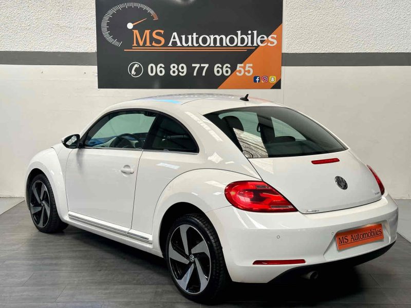 VOLKSWAGEN BEETLE 2013