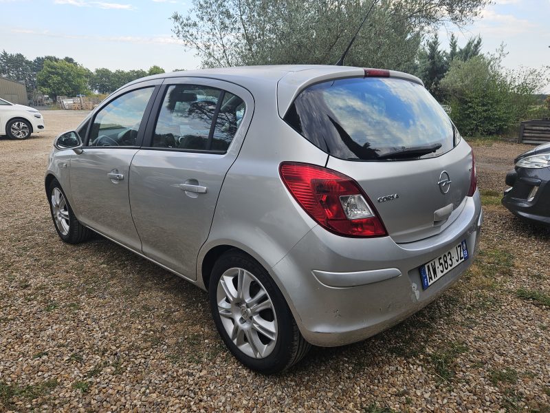 OPEL CORSA D 2008