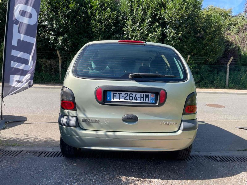 RENAULT MEGANE ScÃ©nic 1.6i16V 110CV