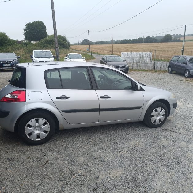 RENAULT MEGANE 2008