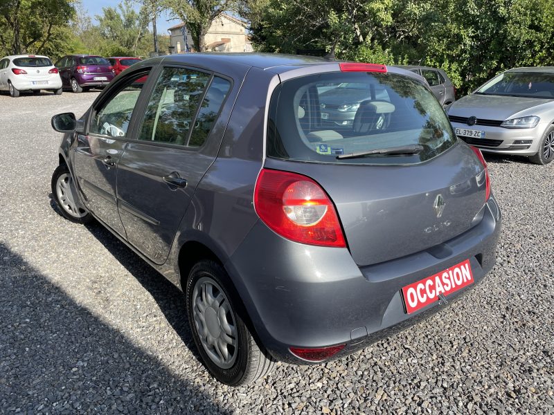 RENAULT CLIO III 2009