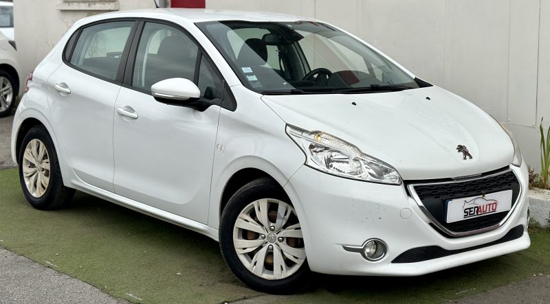 PEUGEOT 208 I 2013