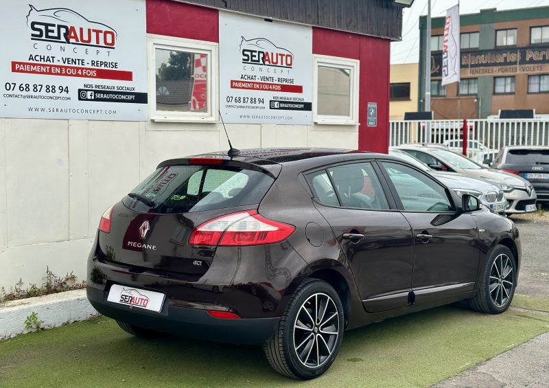 RENAULT MEGANE III  2013