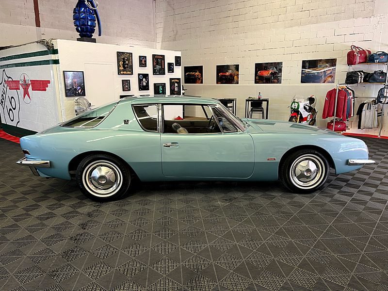 STUDEBAKER Avanti R2 supercharged 1963