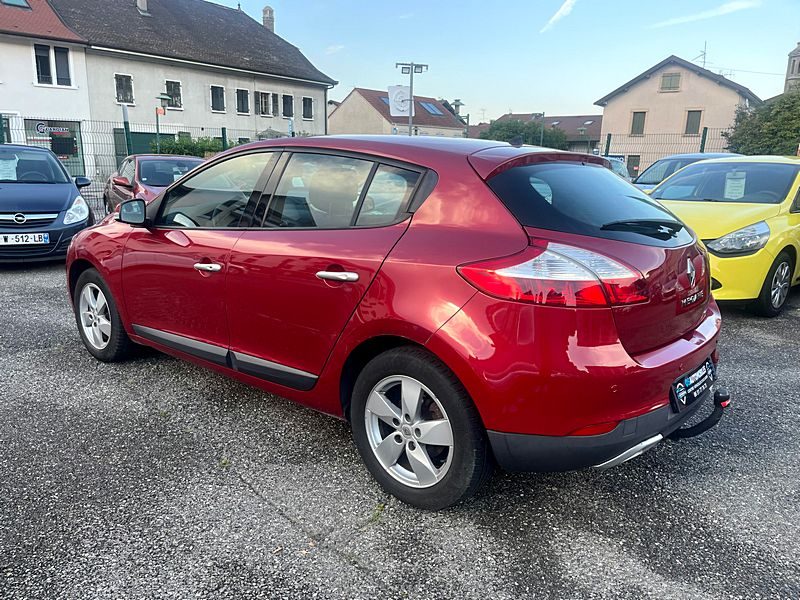 RENAULT MEGANE III 1.6 110CV