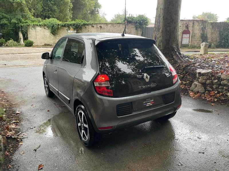 RENAULT TWINGO III 0.9 TCe 90cv EDC INTENS + CAMERA