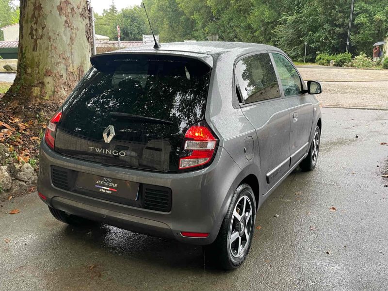 RENAULT TWINGO III 0.9 TCe 90cv EDC INTENS + CAMERA