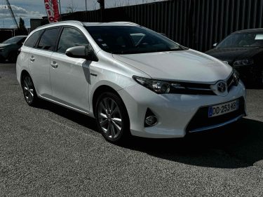 TOYOTA AURIS 2014