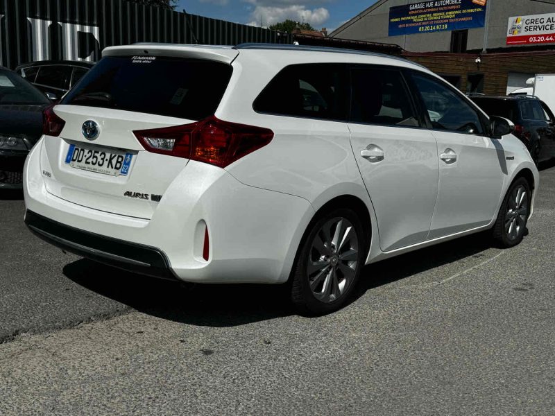 TOYOTA AURIS 2014