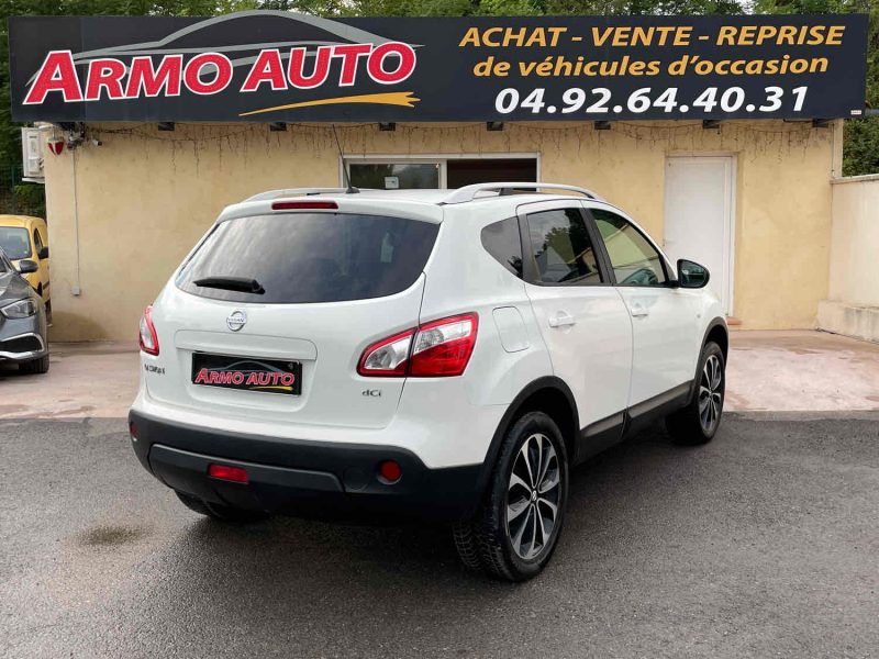 NISSAN QASHQAI  2012