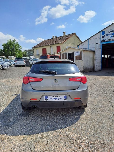 ALFA ROMEO GIULIETTA 2012