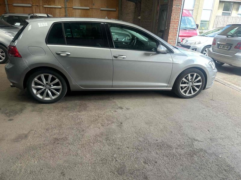 VOLKSWAGEN GOLF VII 1.6 TDi 105 CV