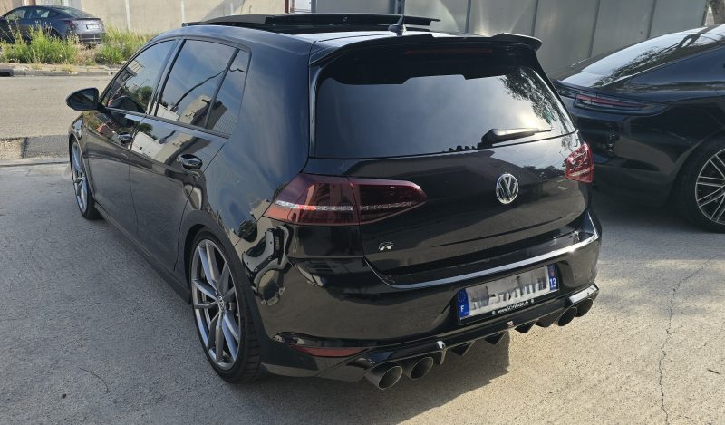 VOLKSWAGEN GOLF VII 2016