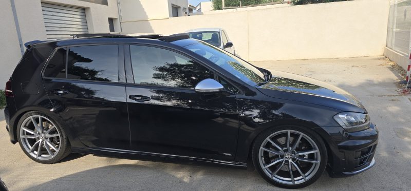 VOLKSWAGEN GOLF VII 2016