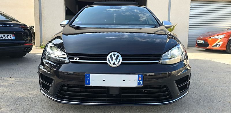 VOLKSWAGEN GOLF VII 2016