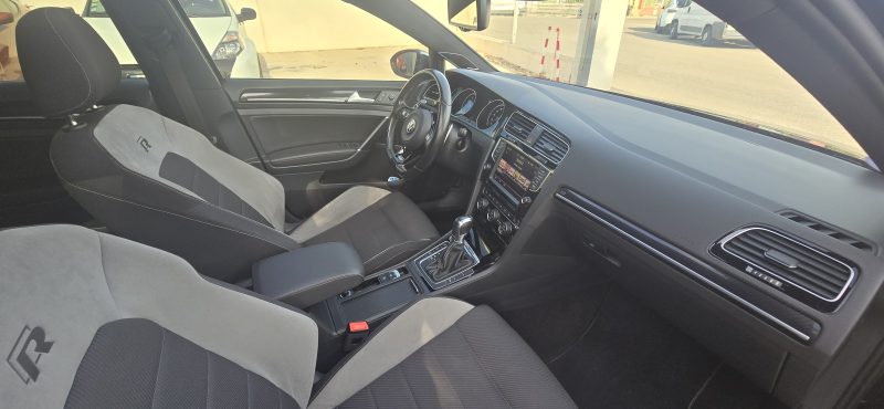 VOLKSWAGEN GOLF VII 2016