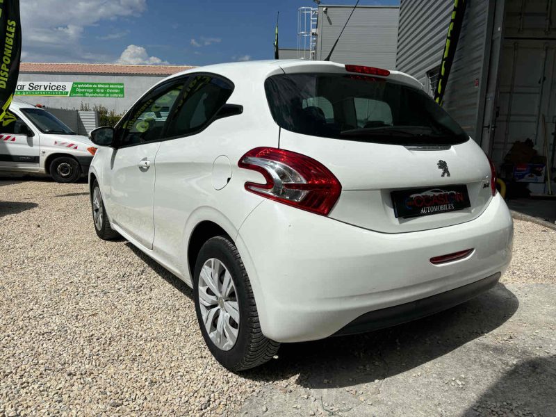 PEUGEOT 208 I 1.4 HDI 68CH 2014