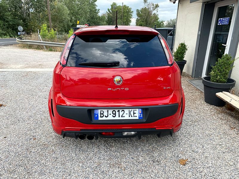 FIAT PUNTO ABARTH 2010