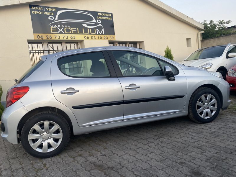 PEUGEOT 207 2007