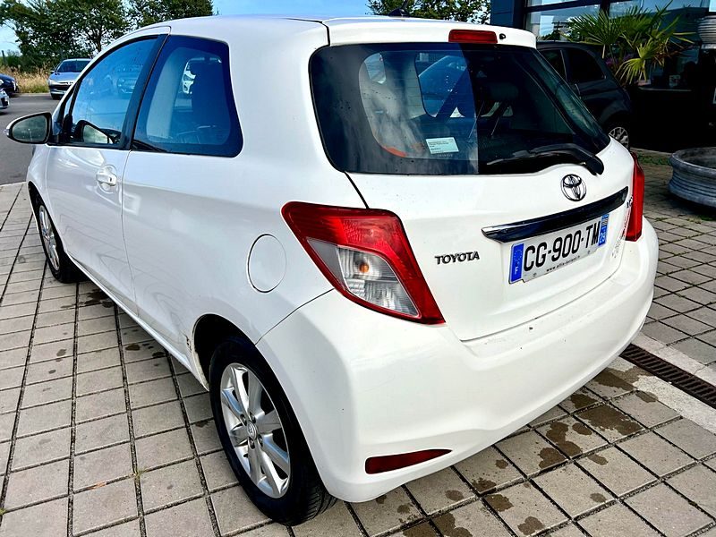 TOYOTA YARIS 1.0L VVT-I 69CH DYNAMIC 