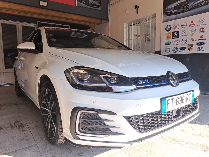 VOLKSWAGEN GOLF VII 2020