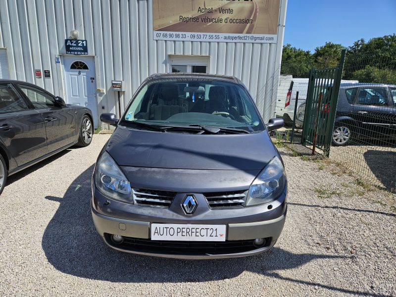 RENAULT GRAND SCENIC II 2005