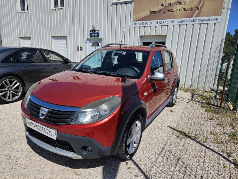 DACIA SANDERO 2010