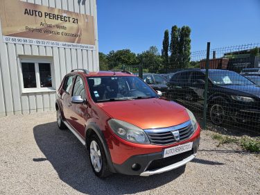 DACIA SANDERO 2010