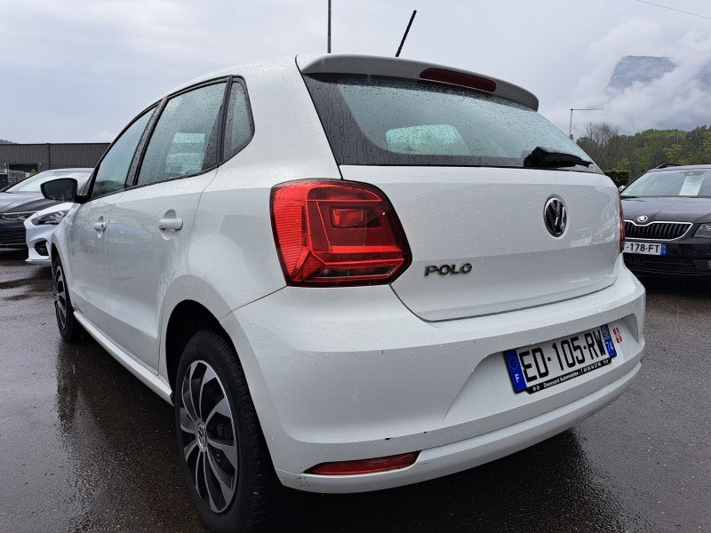 VOLKSWAGEN POLO V 2016