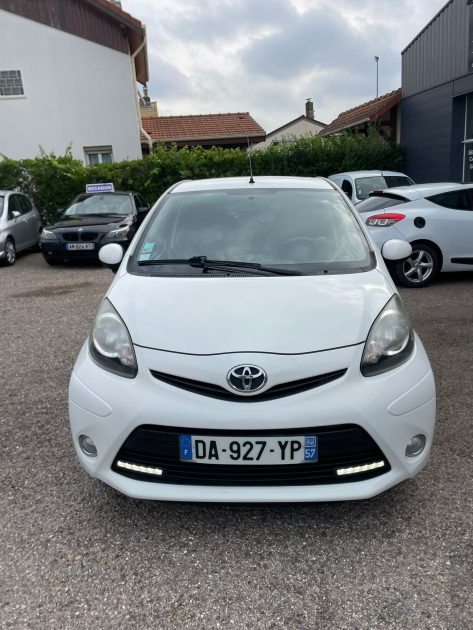 TOYOTA AYGO 2013