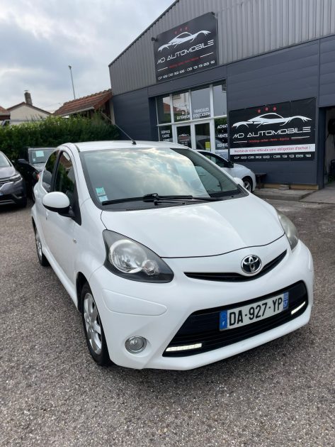 TOYOTA AYGO 2013