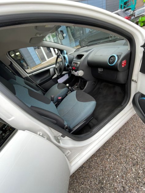 TOYOTA AYGO 2013