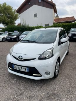 TOYOTA AYGO 2013