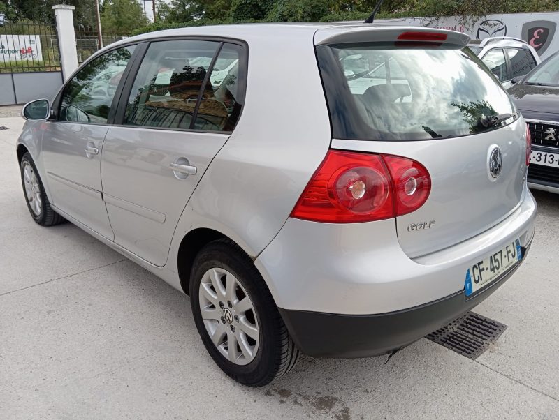 VOLKSWAGEN GOLF V 2006