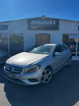 MERCEDES CLASSE A 2015 180 122cv DCT7