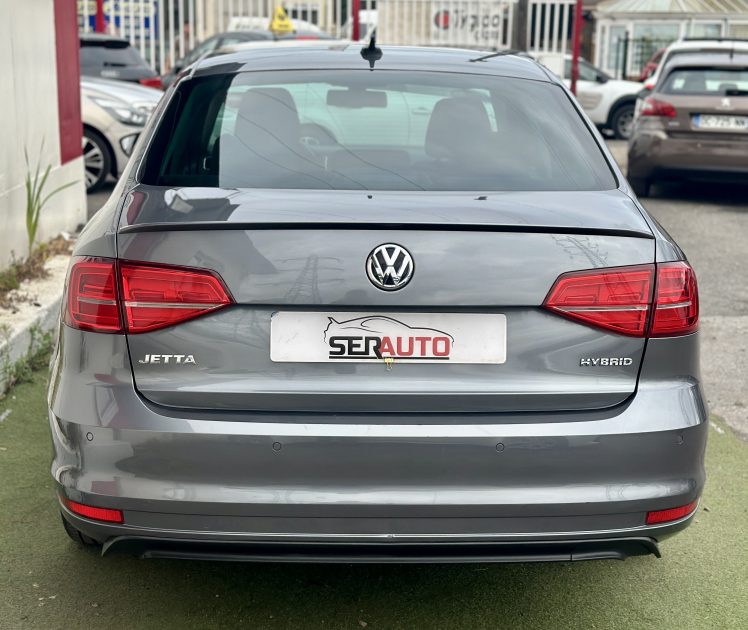 VOLKSWAGEN JETTA IV 2015