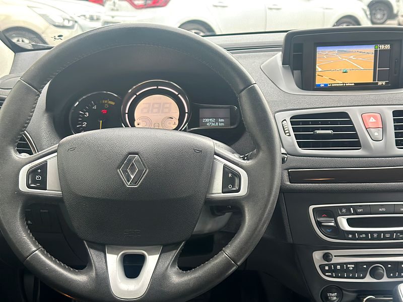 RENAULT MEGANE III  2011