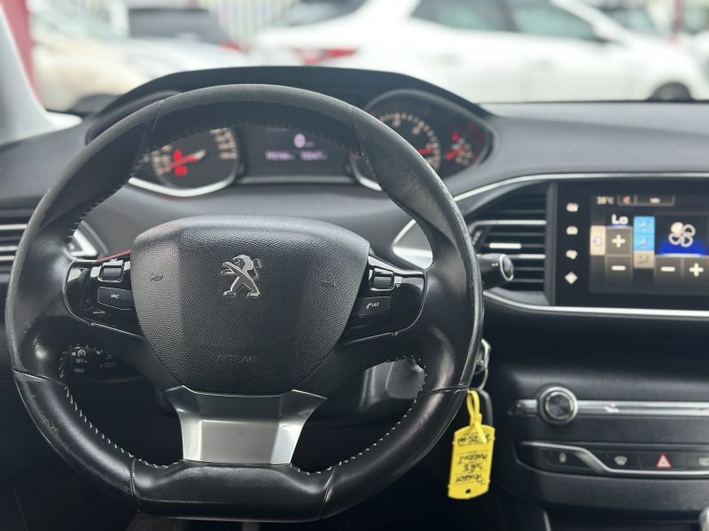 PEUGEOT 308 II 2014