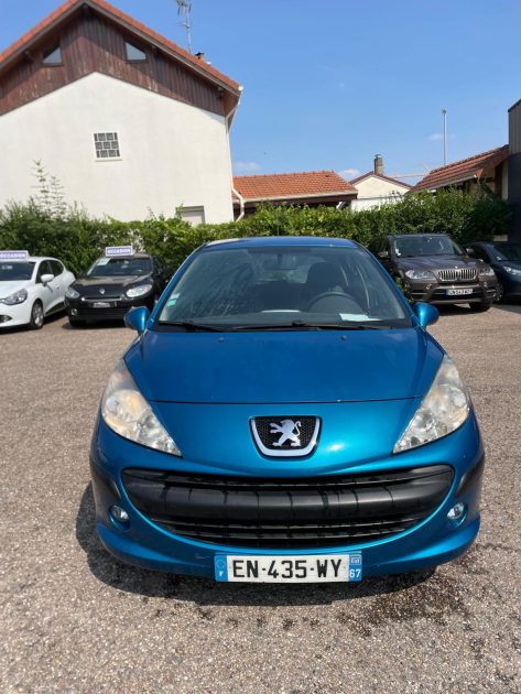 PEUGEOT 207 2009