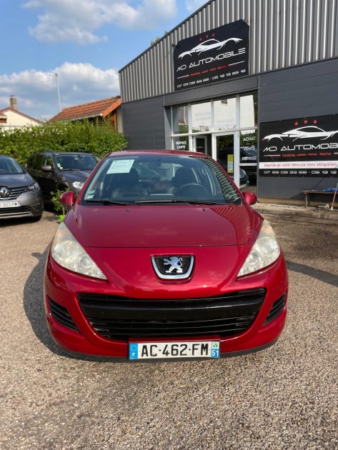 PEUGEOT 207 2009