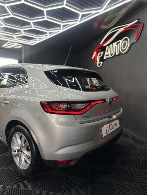 RENAULT MEGANE IV Berline bicorps trois ou cinq portes 2016