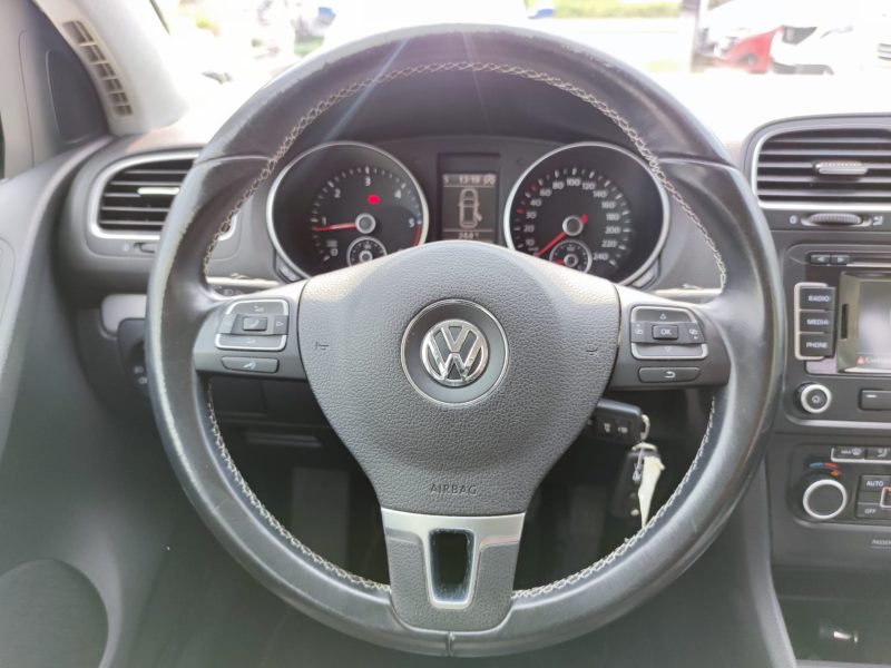 VOLKSWAGEN GOLF VI 2012