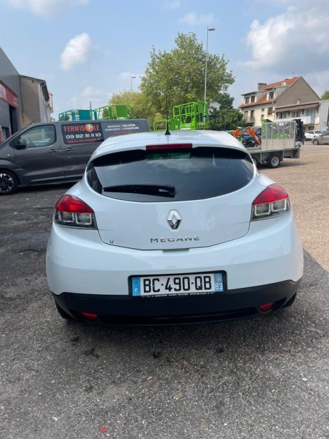 RENAULT MEGANE 2010