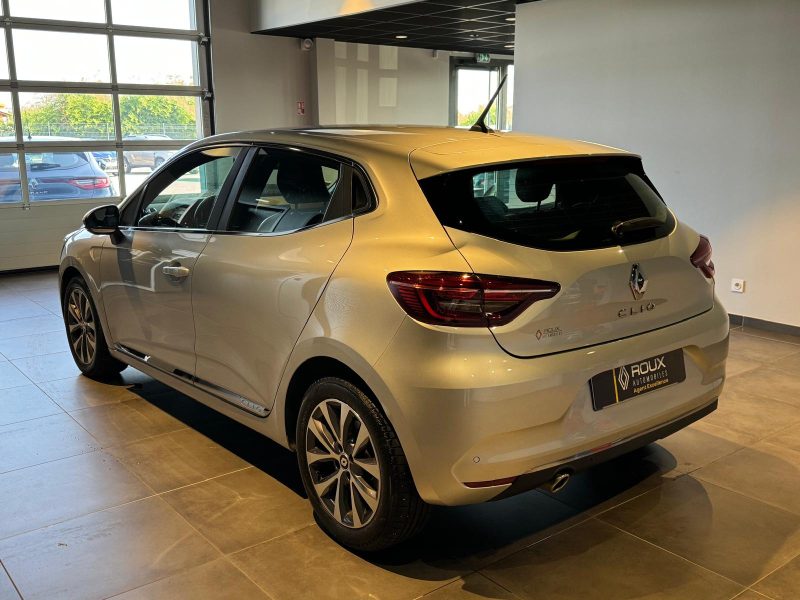 RENAULT CLIO 2021